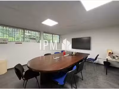 A louer bureaux 147m² Les Pennes-Mirabeau l'Agavon