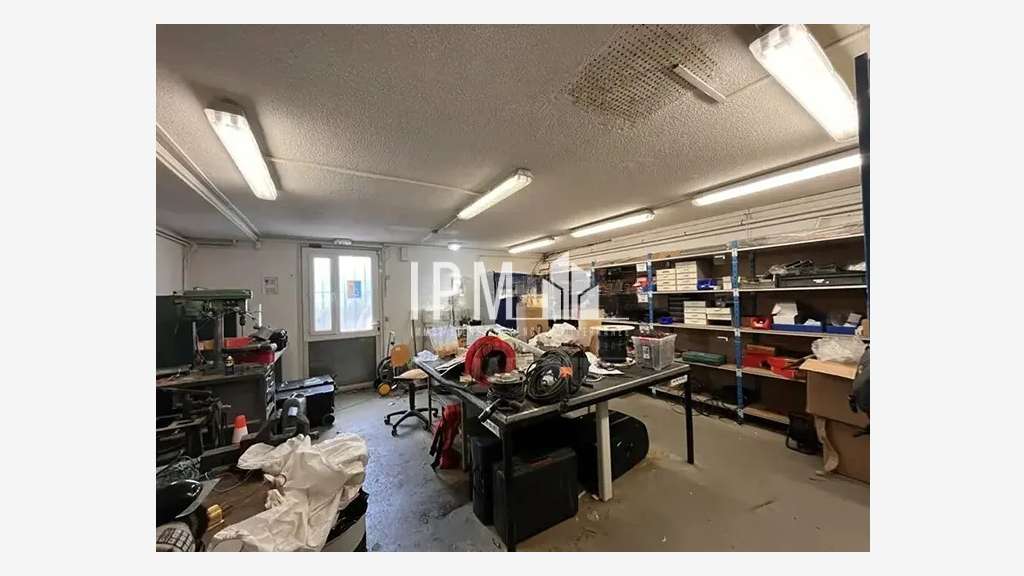 A louer bureaux 147m² Les Pennes-Mirabeau l'Agavon