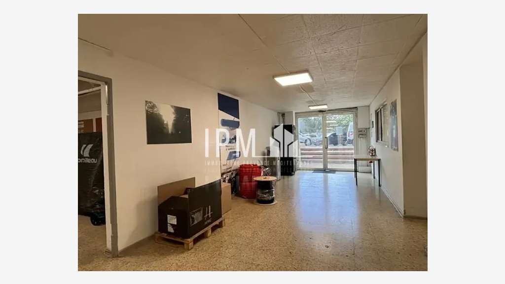 A louer bureaux 147m² Les Pennes-Mirabeau l'Agavon