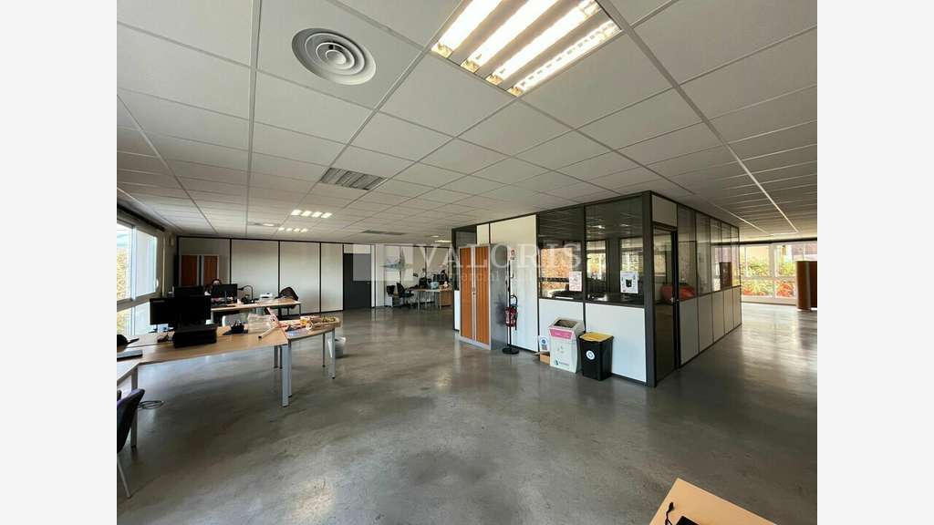 Bureaux 380m² à louer ZAC de l'Agavon A7 / D9