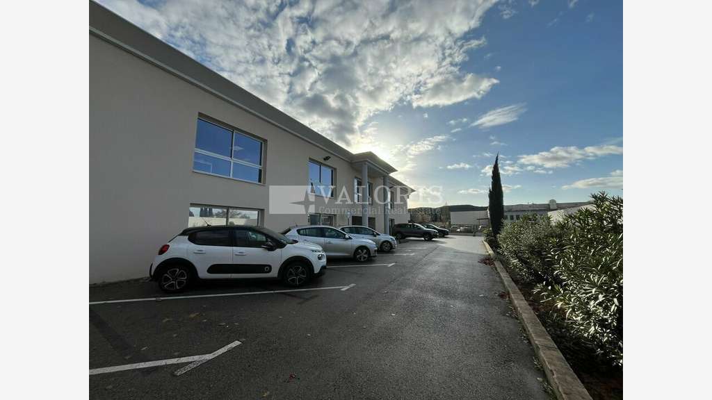 Bureaux 380m² à louer ZAC de l'Agavon A7 / D9