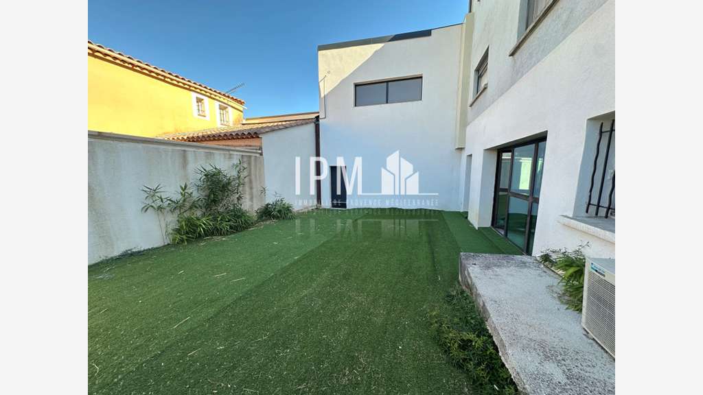 Bureaux de 130 m² - 13170 LES PENNES MIRABEAU