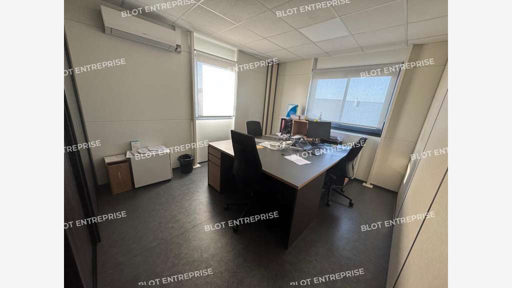 AV bureaux 520m² Les Sorinières empl stratégique