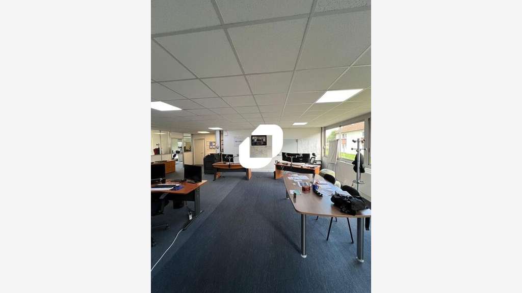 A louer Bureaux 110m² Les ulis
