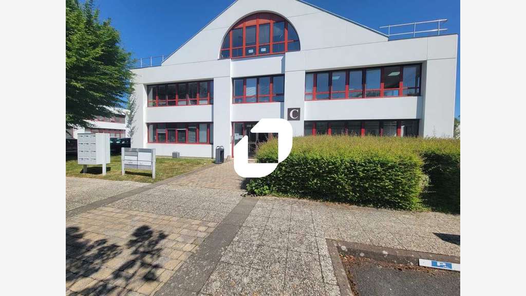 A louer Bureaux 74m² Les ulis