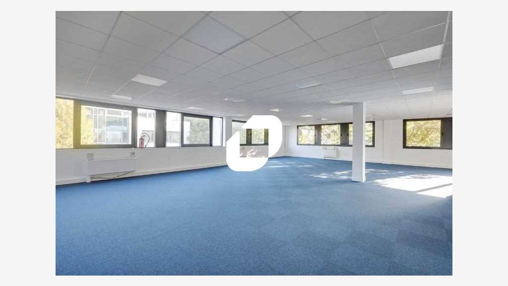 A louer Bureaux 107m² Les ulis
