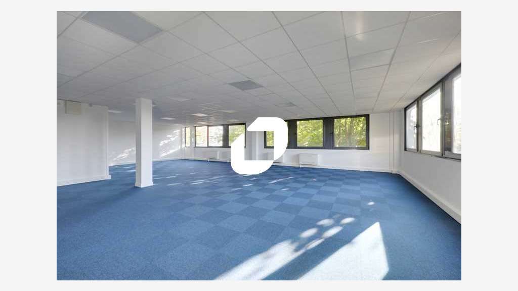 A louer Bureaux 107m² Les ulis