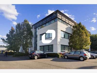 A louer Bureaux 151m² Les ulis
