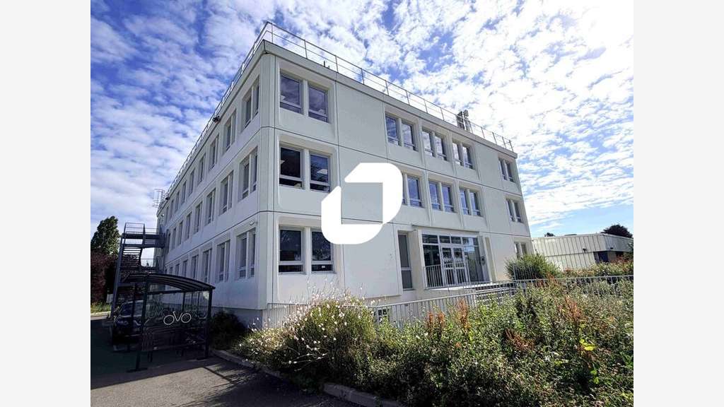 A louer Bureaux 2216m² Les ulis