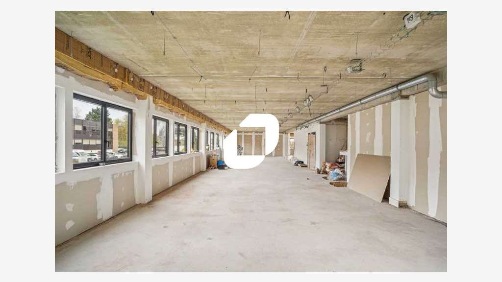 A louer Bureaux 130m² Les ulis