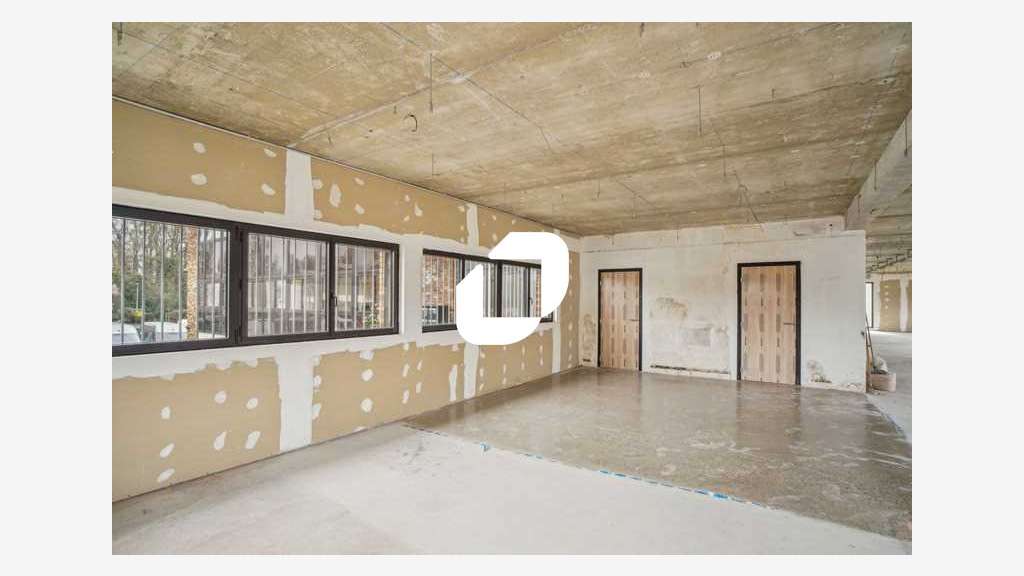 A louer Bureaux 130m² Les ulis