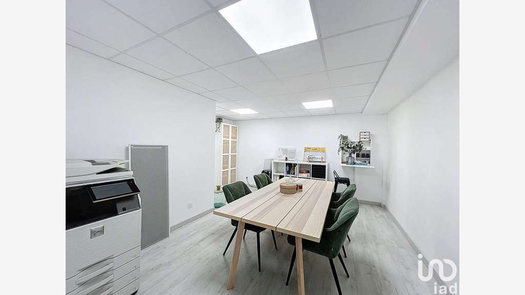 Bureau à Lésigny