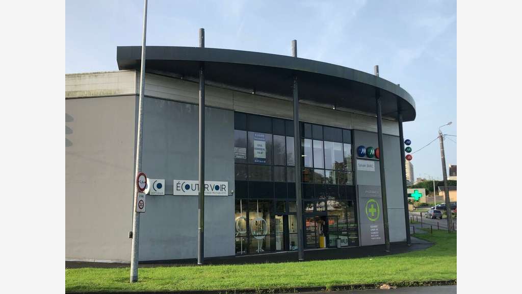 Bureaux de 135m² à louer en R+1 à Lesneven