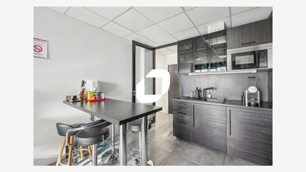 A louer Bureaux 161m² Levallois perret