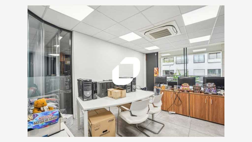 A louer Bureaux 161m² Levallois perret