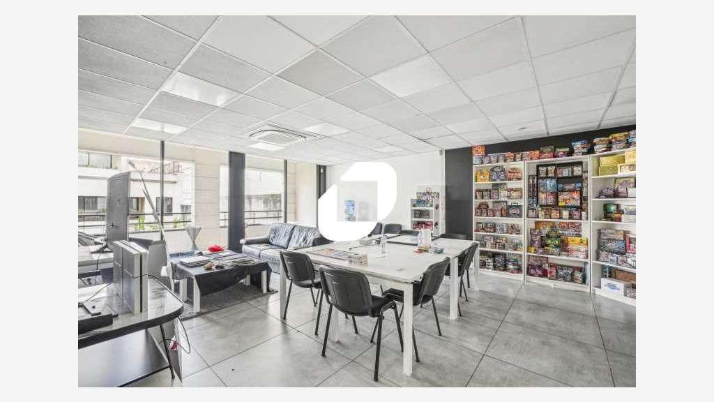 A louer Bureaux 161m² Levallois perret