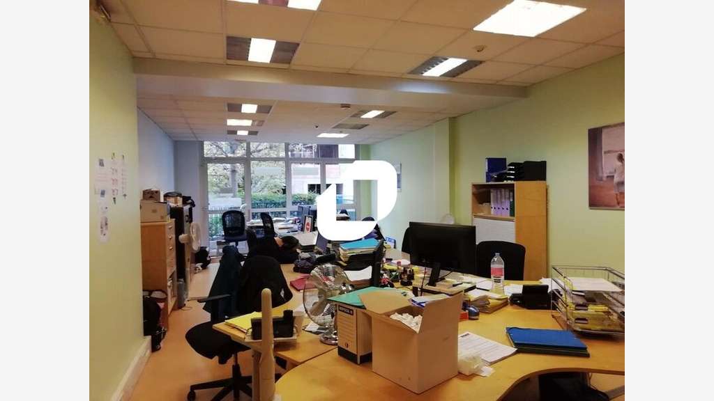 A louer Bureaux 307m² Levallois perret