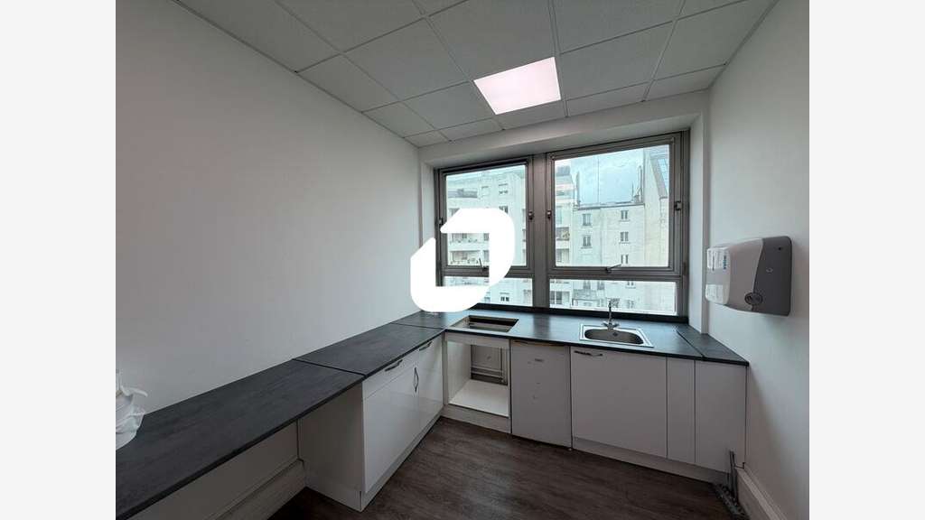A louer Bureaux 218m² Levallois perret