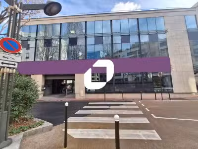 A louer Bureaux 1280m² Levallois perret