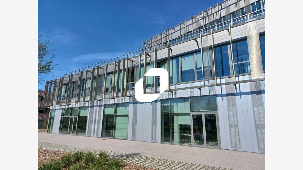 A louer Bureaux 1032m² Lezennes