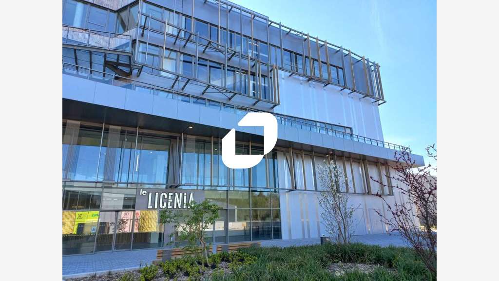 A louer Bureaux 1032m² Lezennes