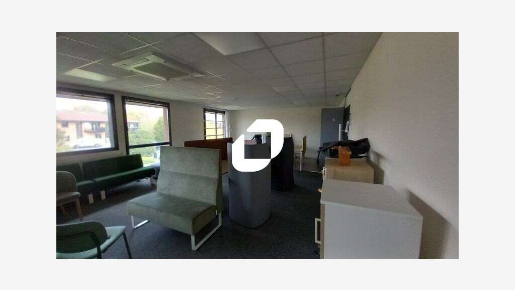 A louer Bureaux 188m² Lezennes