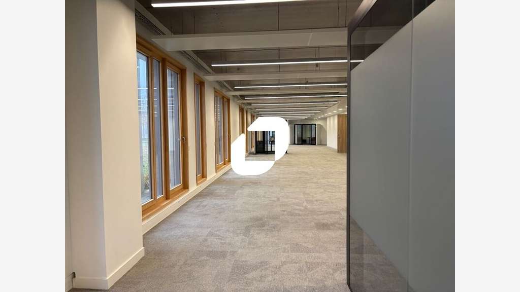 A louer Bureaux 2001m² Lezennes