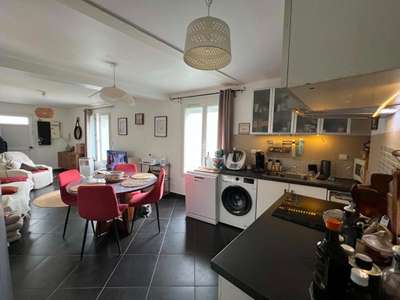A louer bureaux 51.12m² à Liancourt