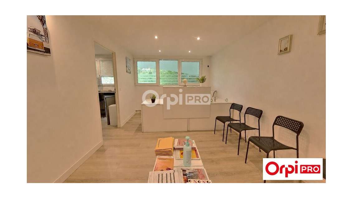 BUREAU - 11m² - LILLE (59000)