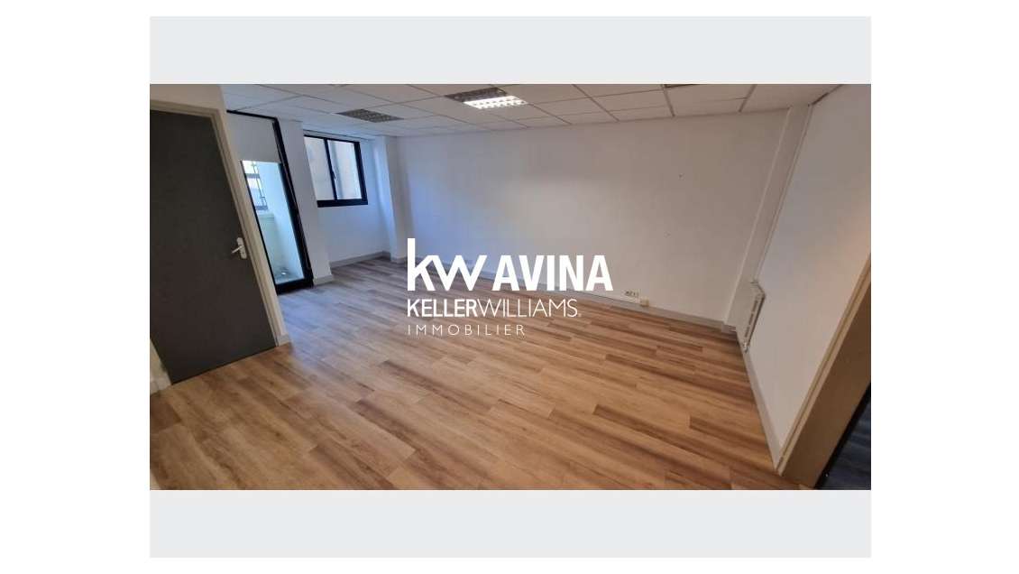 Location bureaux 62m² lumineux à Lille centre
