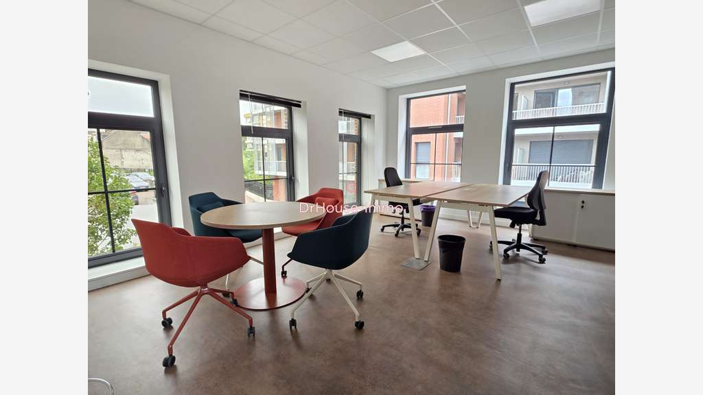 Loue bureaux 70m² à Lille la Filature d'Hellemes