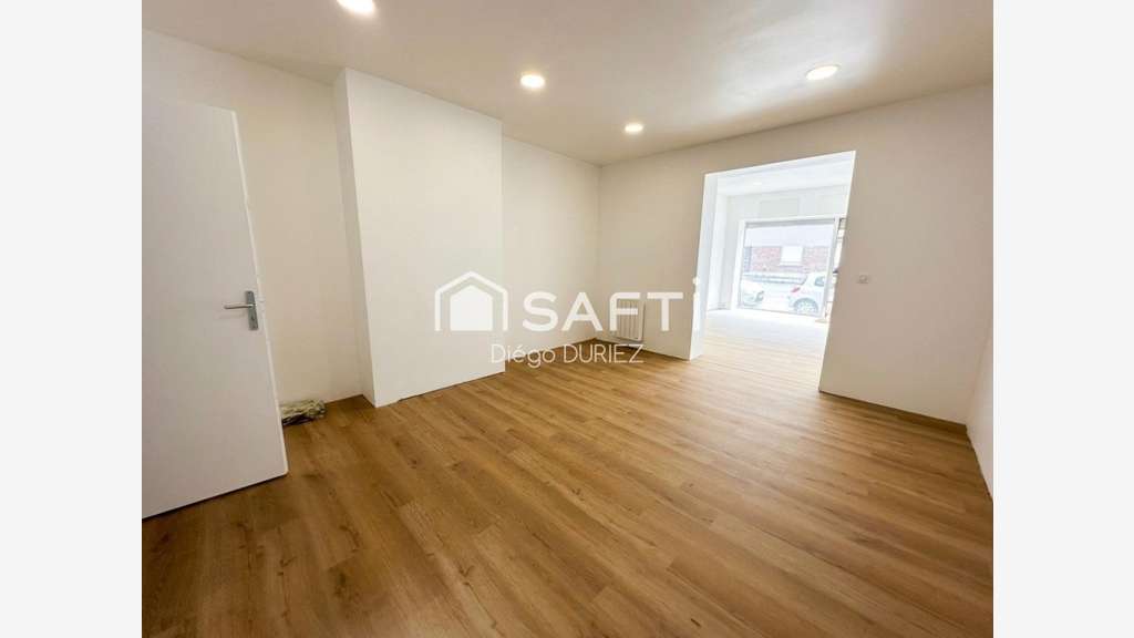 Loue local professionnel rénové 60m² + cave Lille
