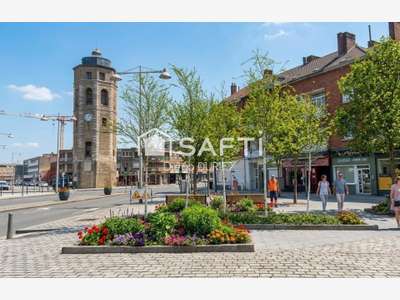 Loue local professionnel rénové 60m² + cave Lille