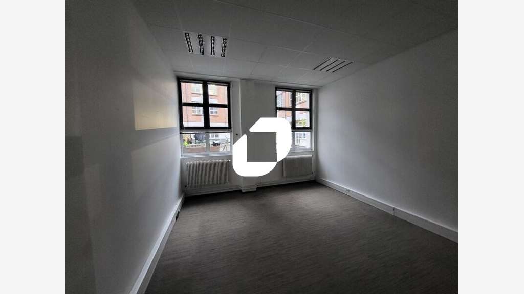 A louer Bureaux 588m² Lille