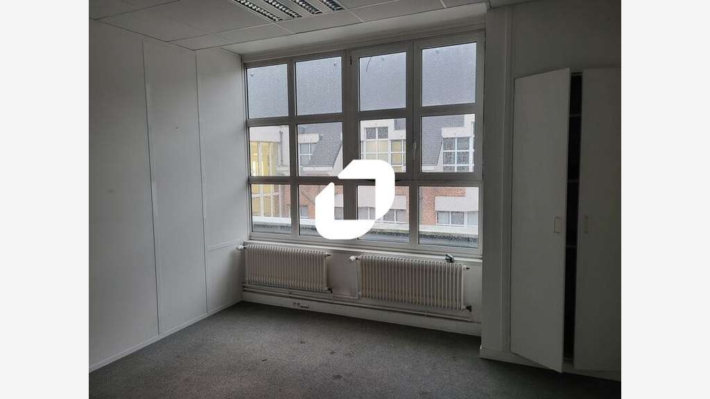 A louer Bureaux 588m² Lille