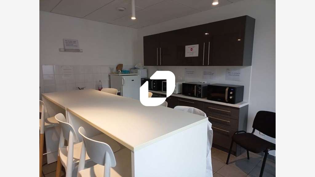 A louer Bureaux 654m² Lille