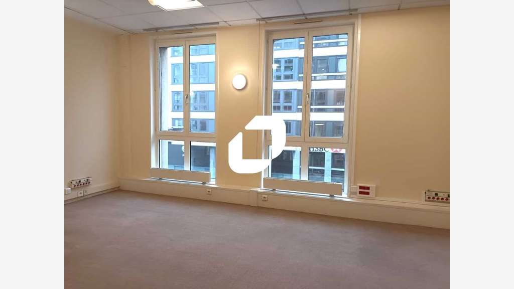 A louer Bureaux 880m² Lille