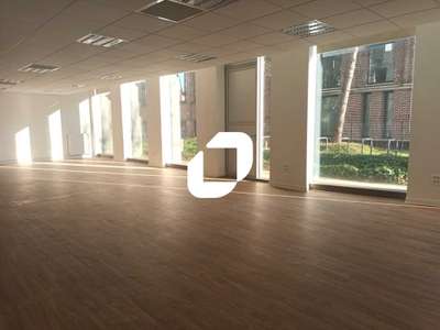 A louer Bureaux 575m² Lille
