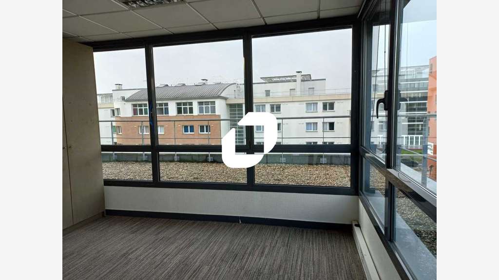 A louer Bureaux 596m² Lille