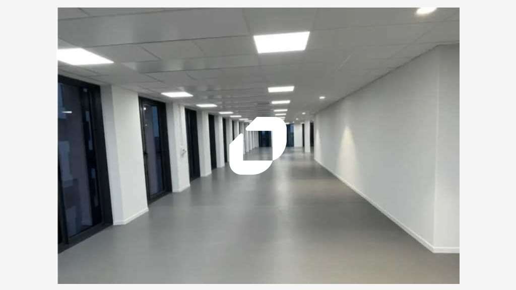 A louer Bureaux 2356m² Lille
