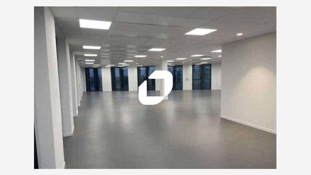 A louer Bureaux 2356m² Lille