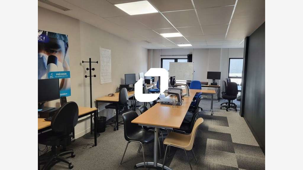 A louer Bureaux 451m² Lille
