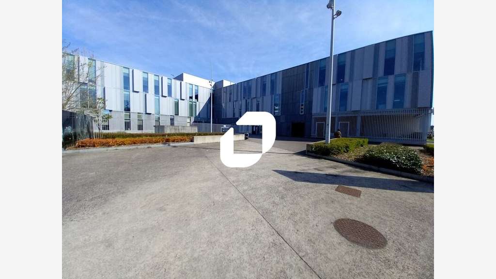 A louer Bureaux 396m² Lille