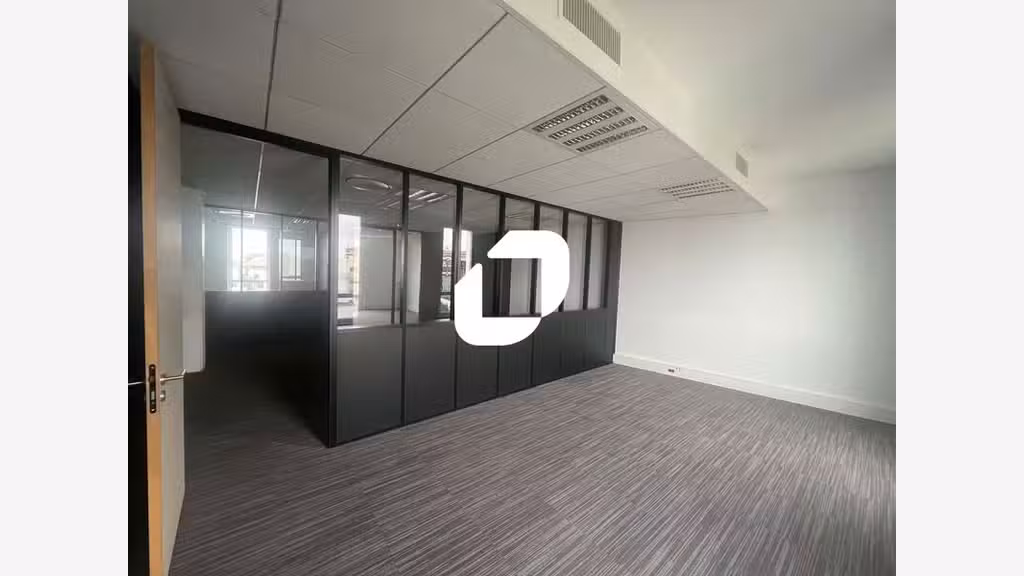 A louer Bureaux 516m² Lille
