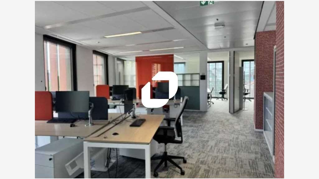 A louer Bureaux 2351m² Lille
