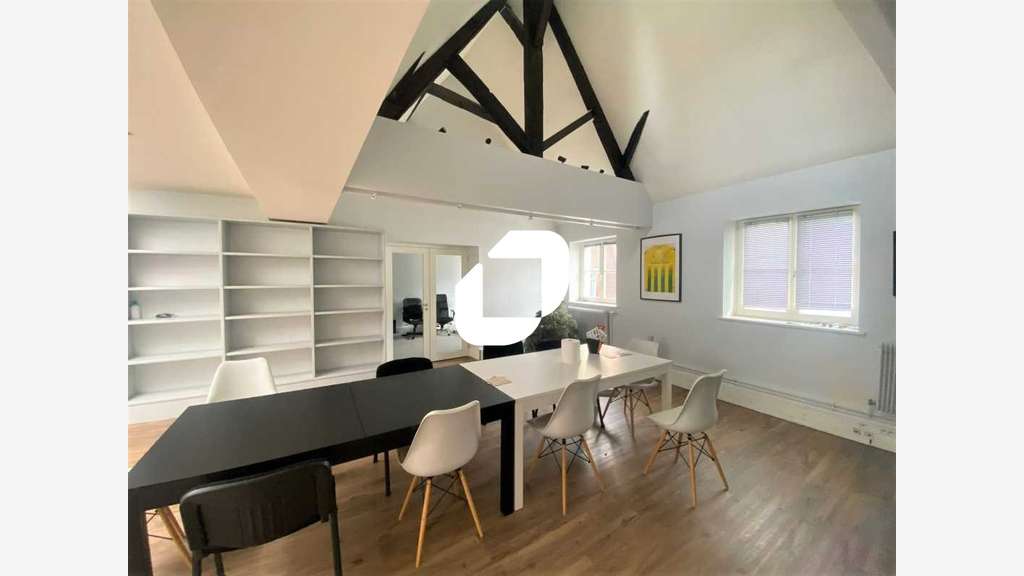 A louer Bureaux 651m² Lille