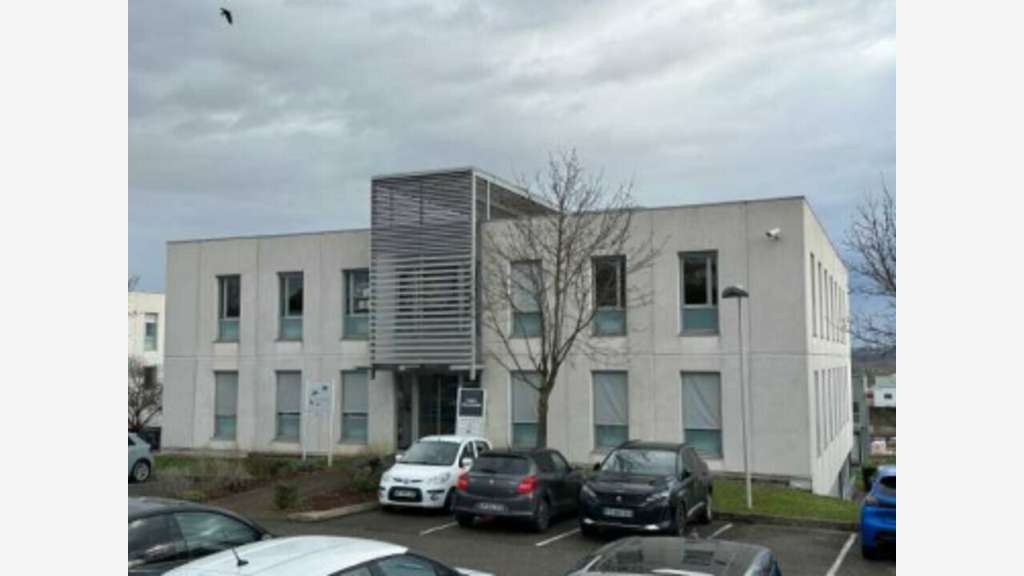 Bureaux 129m² à louer sortie A6 à Limas