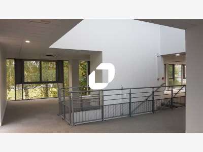 A louer Bureaux 215m² Limay
