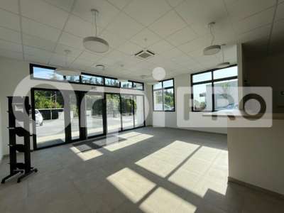 Plateau bureaux 605m² à louer à Limeil-Brévannes