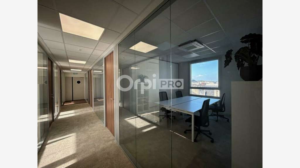 A louer bureaux 327m² R+1 à Limoges centre